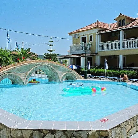 Elpida 3*